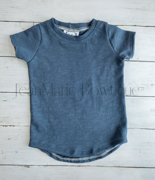 Mystery Curved Hem Tee